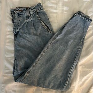 Vintage Women’s mom jeans